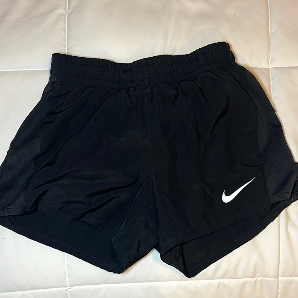 Nike Black Athletic Shorts Lightweight Breathable